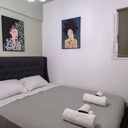 Apartment Voguish Design 2 Bedroom Den