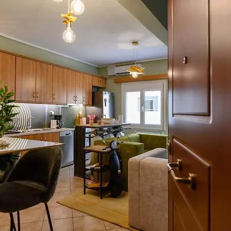 Voguish Design 2 Bedroom Den Apartment