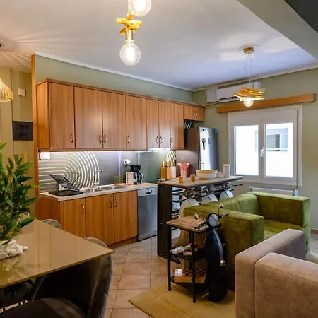 Voguish Design 2 Bedroom Den *